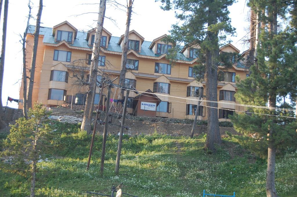 Hotel Zahgeer Continental Гульмарг Номер фото